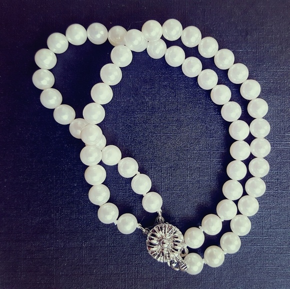Grace Kelly Double Strand Pearl Bracelet - Picture 1 of 3